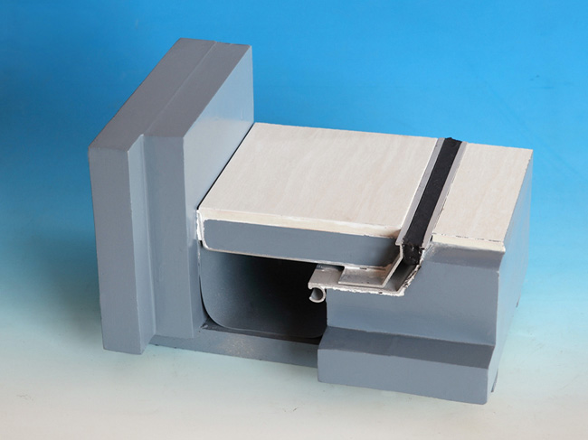 ��ƺ������F-WFS